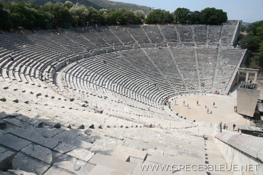 Théâtre antique d'Epidaure 01