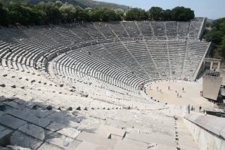 Théâtre antique d'Epidaure 01