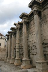 Bibliothèque d'Hadrien, Athènes