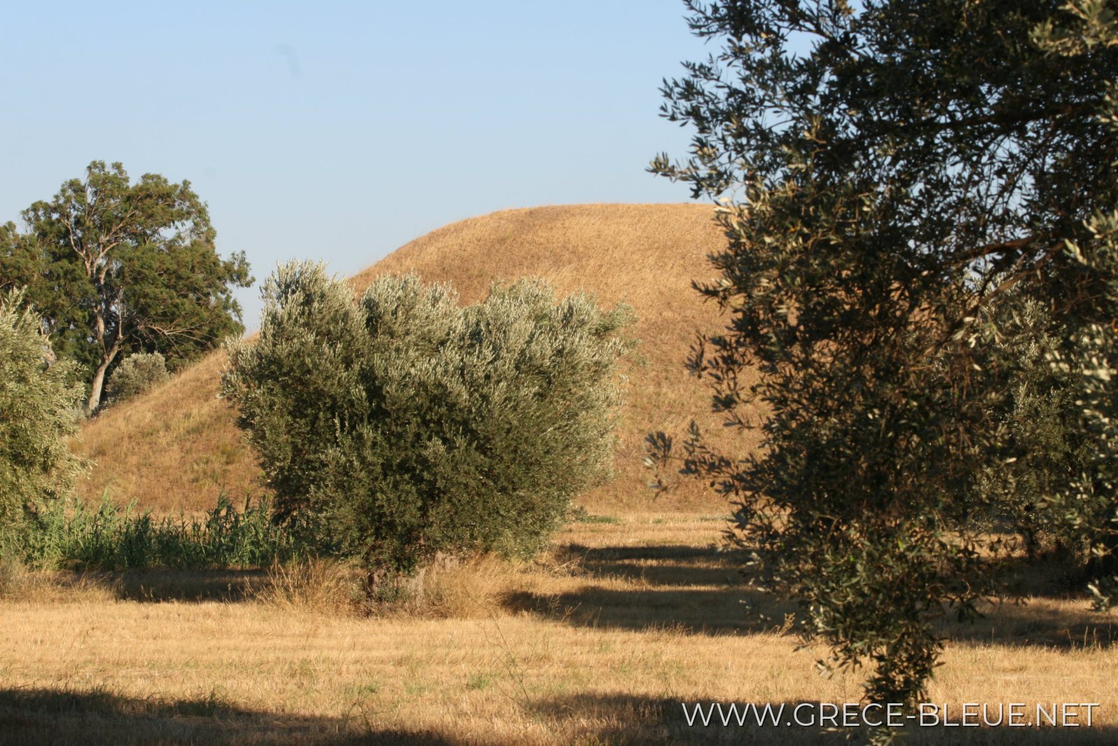 Tumulus des athéniens à Marathon