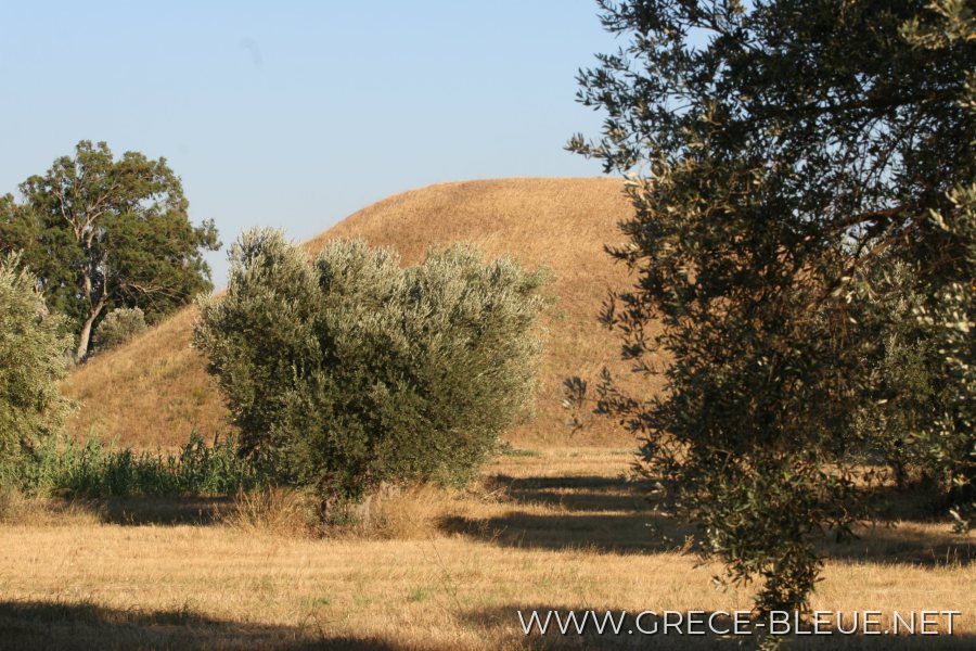 Tumulus des athéniens à Marathon